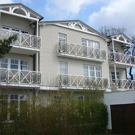 Ferienwohnung Kranich شقة *
